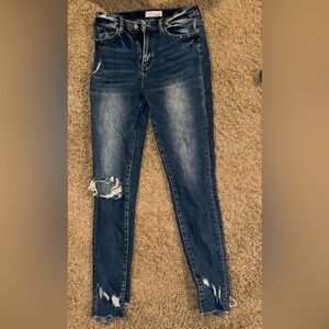 Vervet Classic Distressed Skinny Jeans Size 29